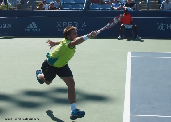 Western and Southern Open Stanislas Wawrinka Stan stretch running forehand photos pictures