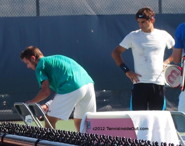 Roger Federer looking at checking out Stan Wawrinka ass butt bum backside naked screencaps images pictures photos