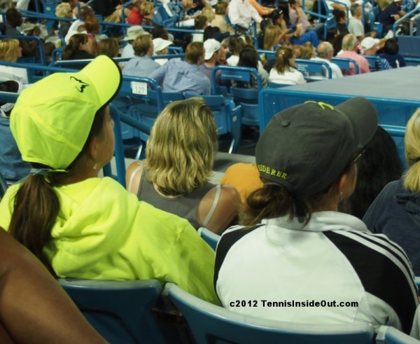Rafa bull and Federer hat cap Fedal harmony sisters family Cincinnati Open 2012 pictures phtoos