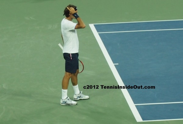 Roger Federer Cincinnati Open semifinals primp stroke touch hair white tee navy shorts pictures photos images