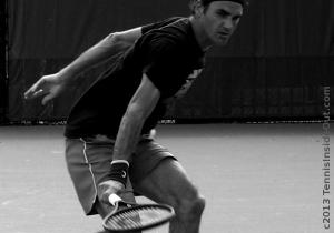 Roger Federer backhand slice Cincinnati Open Wilson racquet muscular arms photos pictures images
